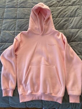 Comfrt Pastel Hoodie in Bubblegum sz XS 🩷